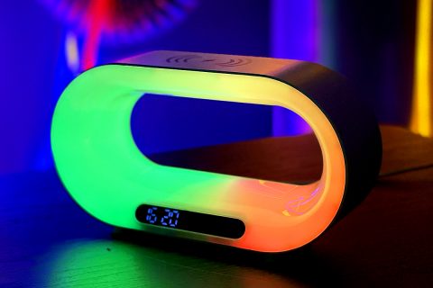 极致视听盛宴-弘沃电竞氛围灯助你化身游戏主宰